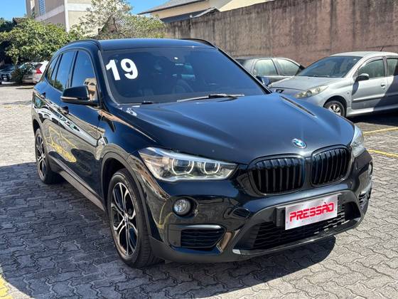 BMW X1 2.0 16V TURBO ACTIVEFLEX SDRIVE20I X-LINE 4P AUTOMÁTICO BMW X1 2.0 16V TURBO ACTIVEFLEX SDRIVE20I X-LINE 4P AUTOMÁTICO